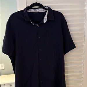 Men's Navy Short Sleeve Shirt